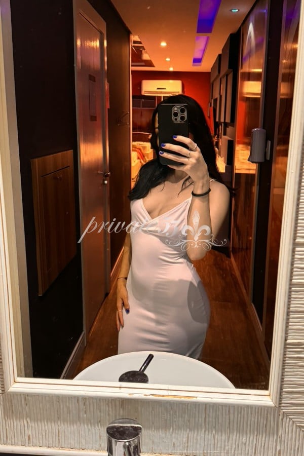 Isis Damasceno - Garota de Programa em Balneário Camboriú