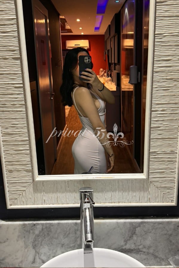 Isis Damasceno - Acompanhante de Luxo em Balneário Camboriú