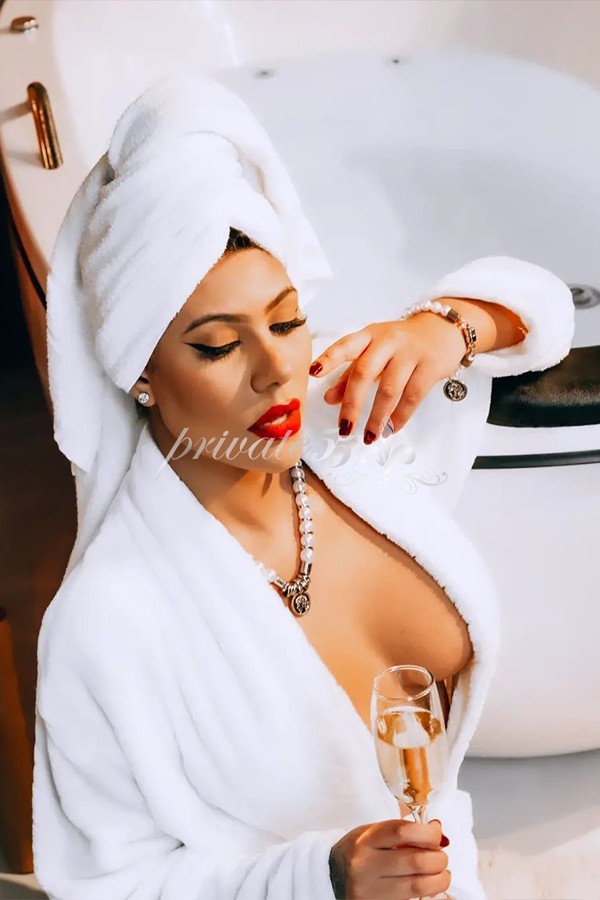 Foto 12 de Stefany Santos