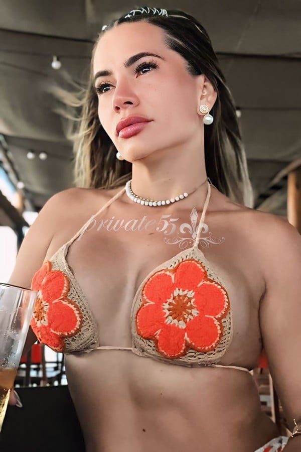 Foto 6 de Júlia  Becker