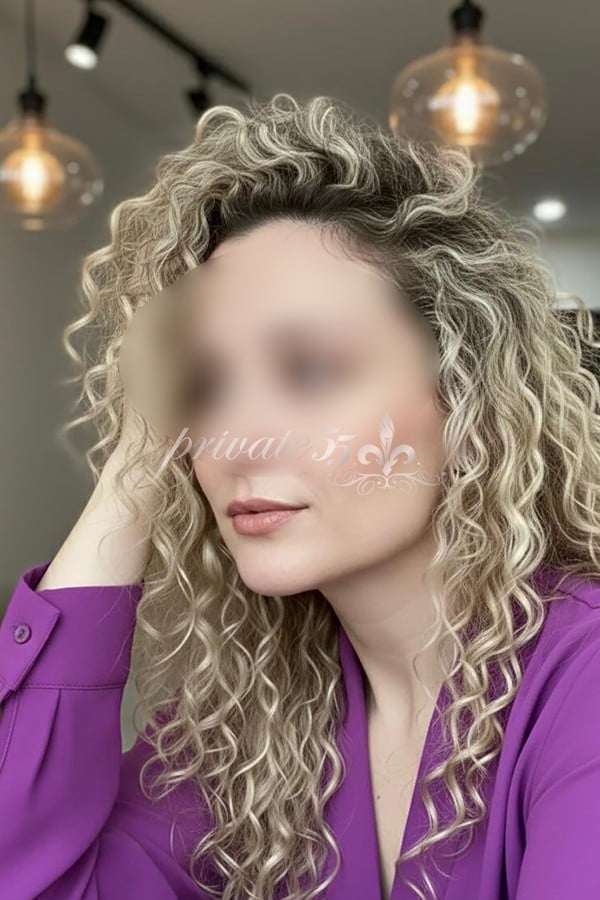 Andréa Bondy - Garota de Programa em Rio de Janeiro