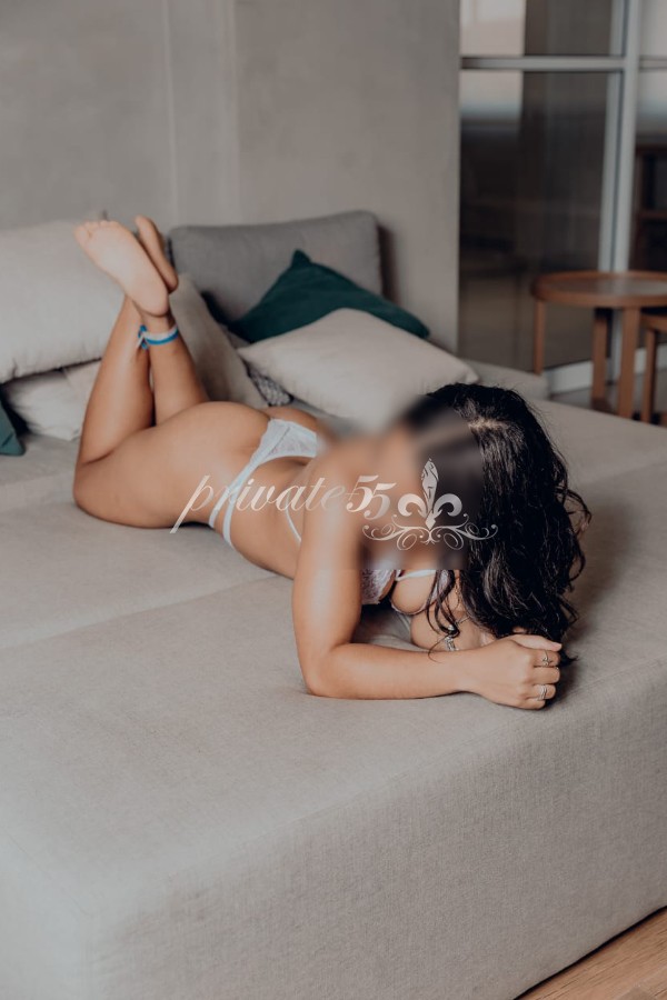 Anna Karenina - Garota de Programa em São Paulo