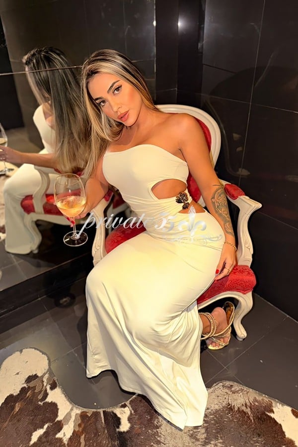 Gabi Ferrari - Garota de Programa em Porto Alegre