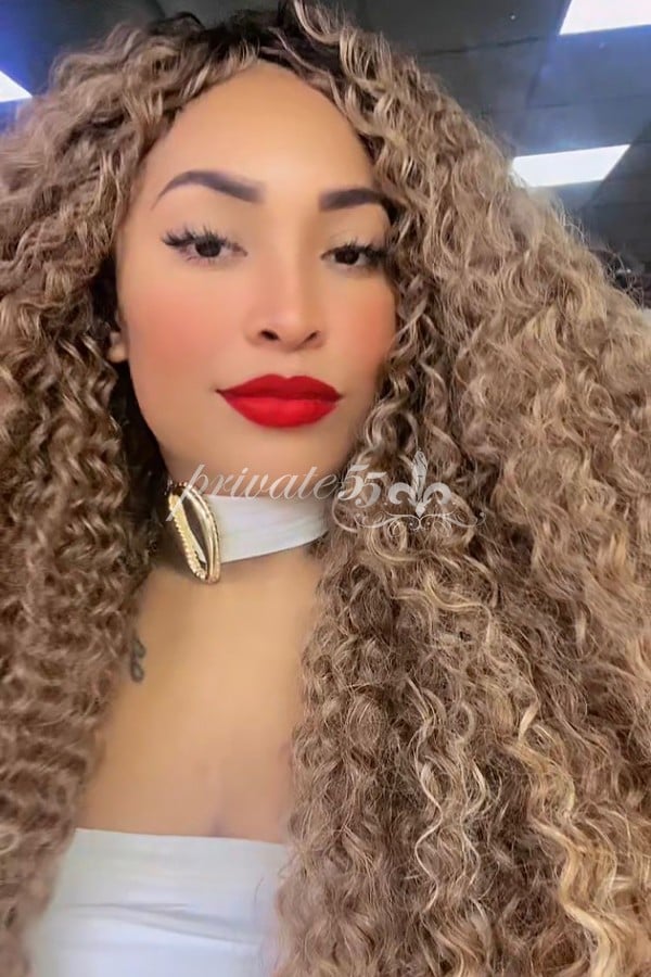 Lorenna Mello - Acompanhante de Luxo em Florianópolis