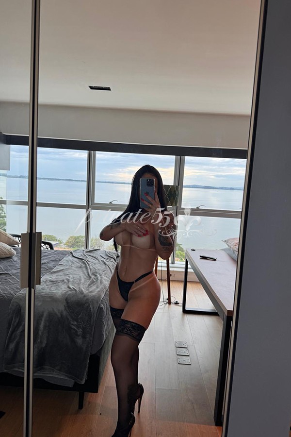 Beatriz Bueno - Acompanhante de Luxo em São Paulo