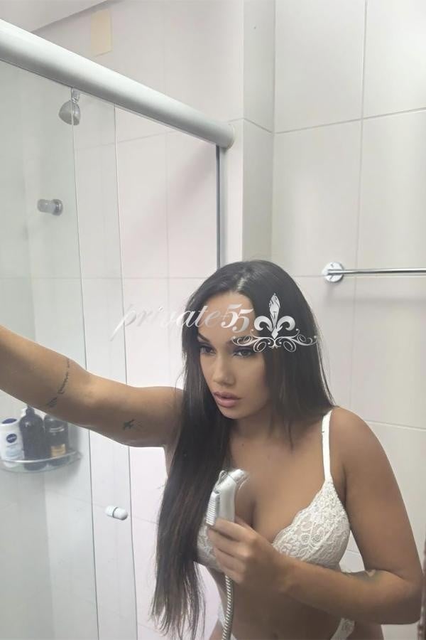 Foto 1 de Nadia Yusulf