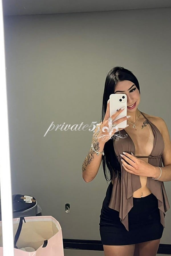 Foto 2 de Karine Amaral