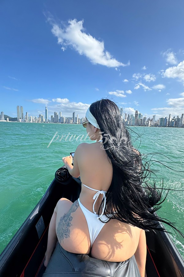 Julia Luiza - Garota de Programa em Balneário Camboriú