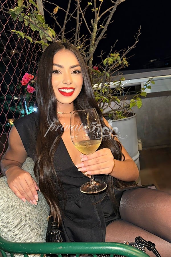 Agatha Dias - Acompanhante de Luxo em Florianópolis