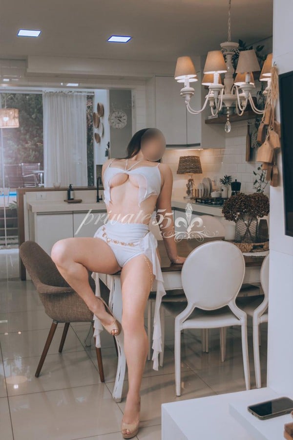 Júlia  Gabrielly - Acompanhante de Luxo em Porto Alegre