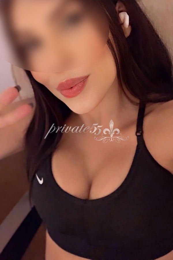 Foto 2 de Yasmin Amaral