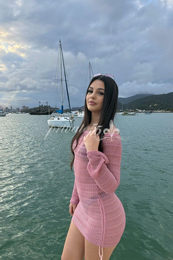 Agatha Hoffman - Garota de Programa em Balneário Camboriú