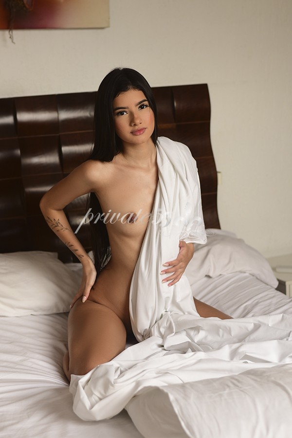 Pocahontas Dias - Acompanhante em Rio de Janeiro