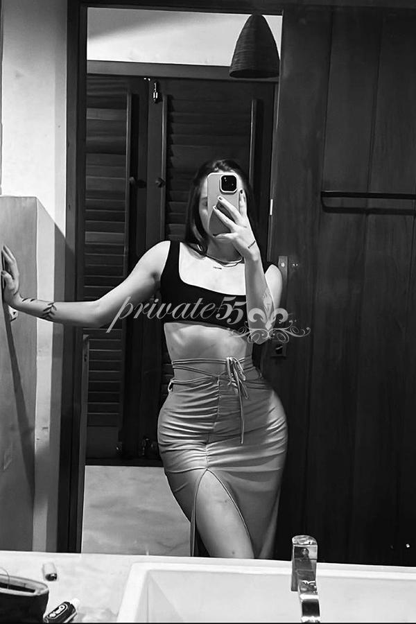 Julia Martinelli - Garota de Programa em Florianópolis