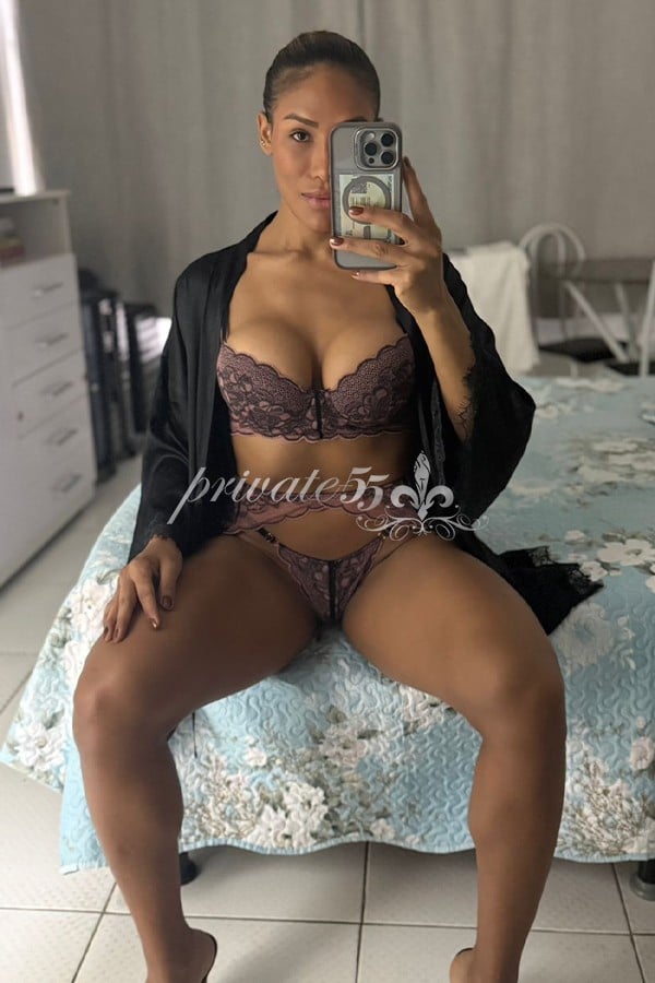 Sara Hill - Acompanhante em São Paulo