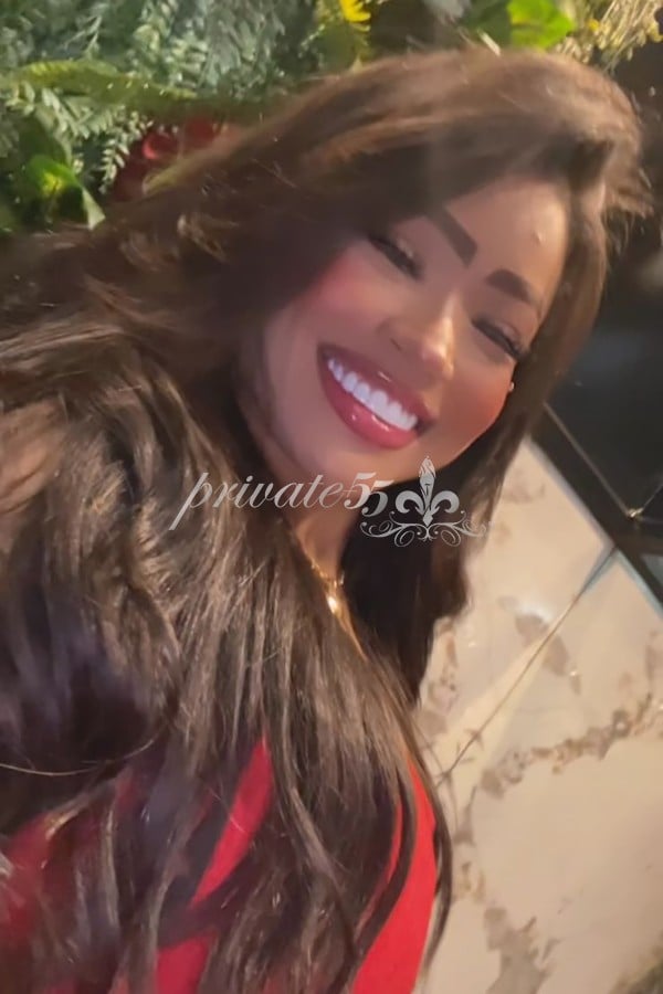 Karynne Lobato - Acompanhante de Luxo em Curitiba