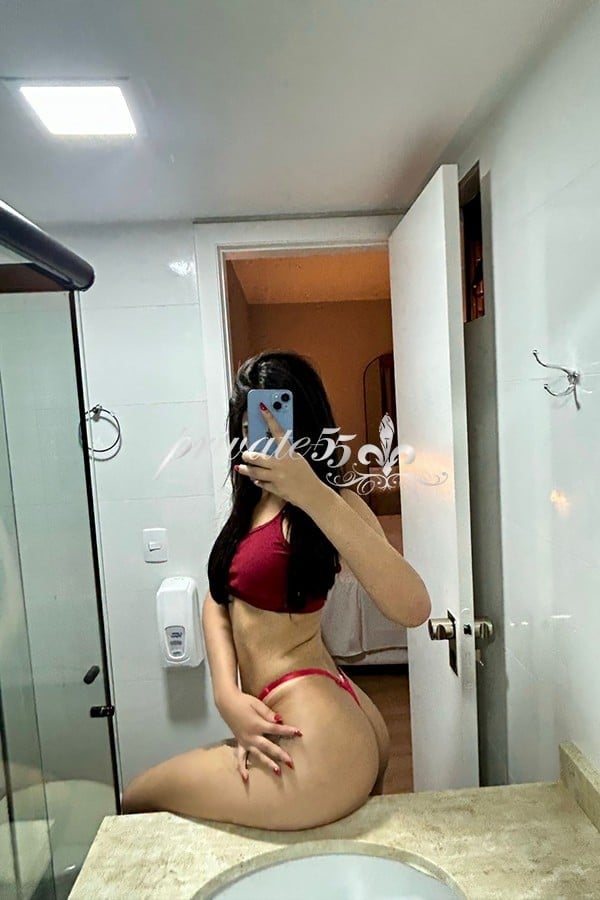 Kate Petrova - Acompanhante Verificada em Curitiba