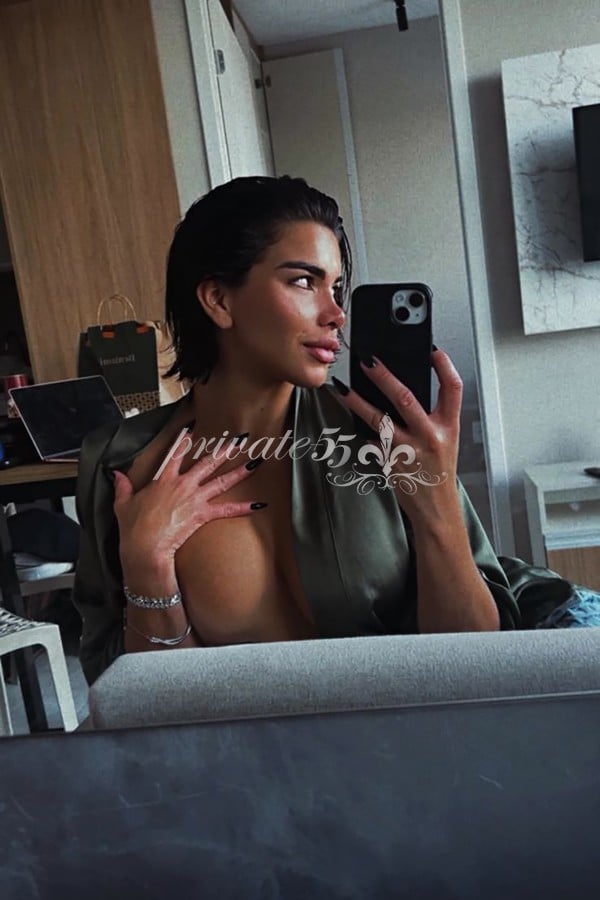 Foto 8 de Felina Dominá