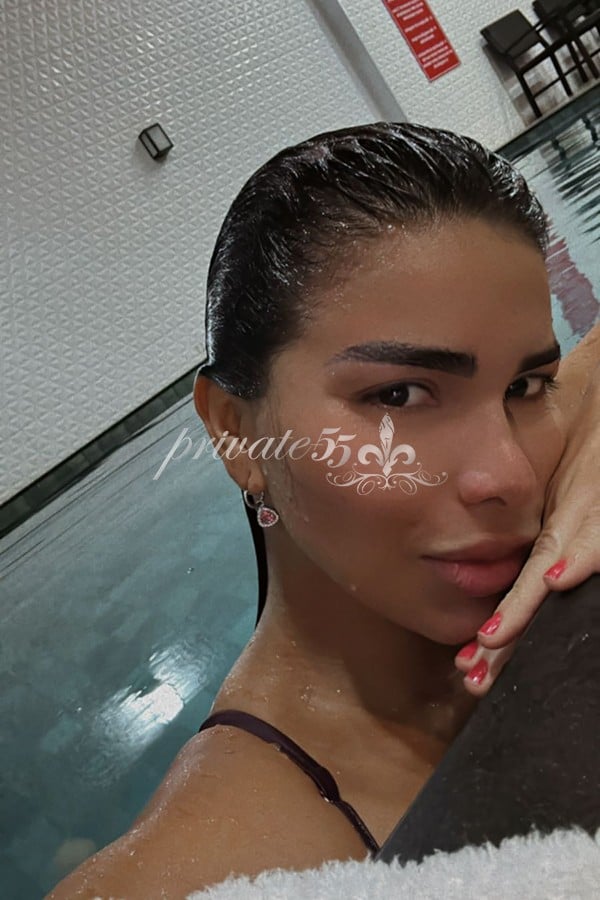 Foto 3 de Felina Dominá