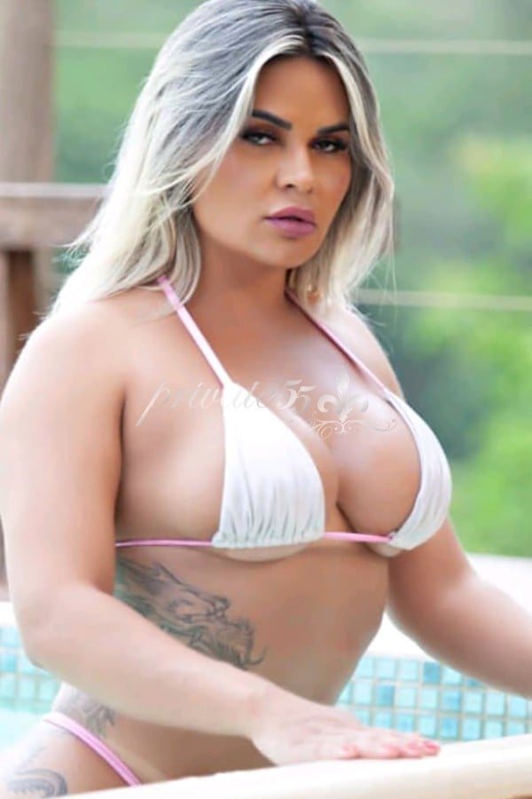 Foto 5 de Luna Oliveira