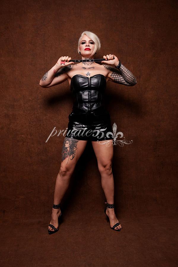 Ella Ferrari Dominatrix - Acompanhante em São Paulo