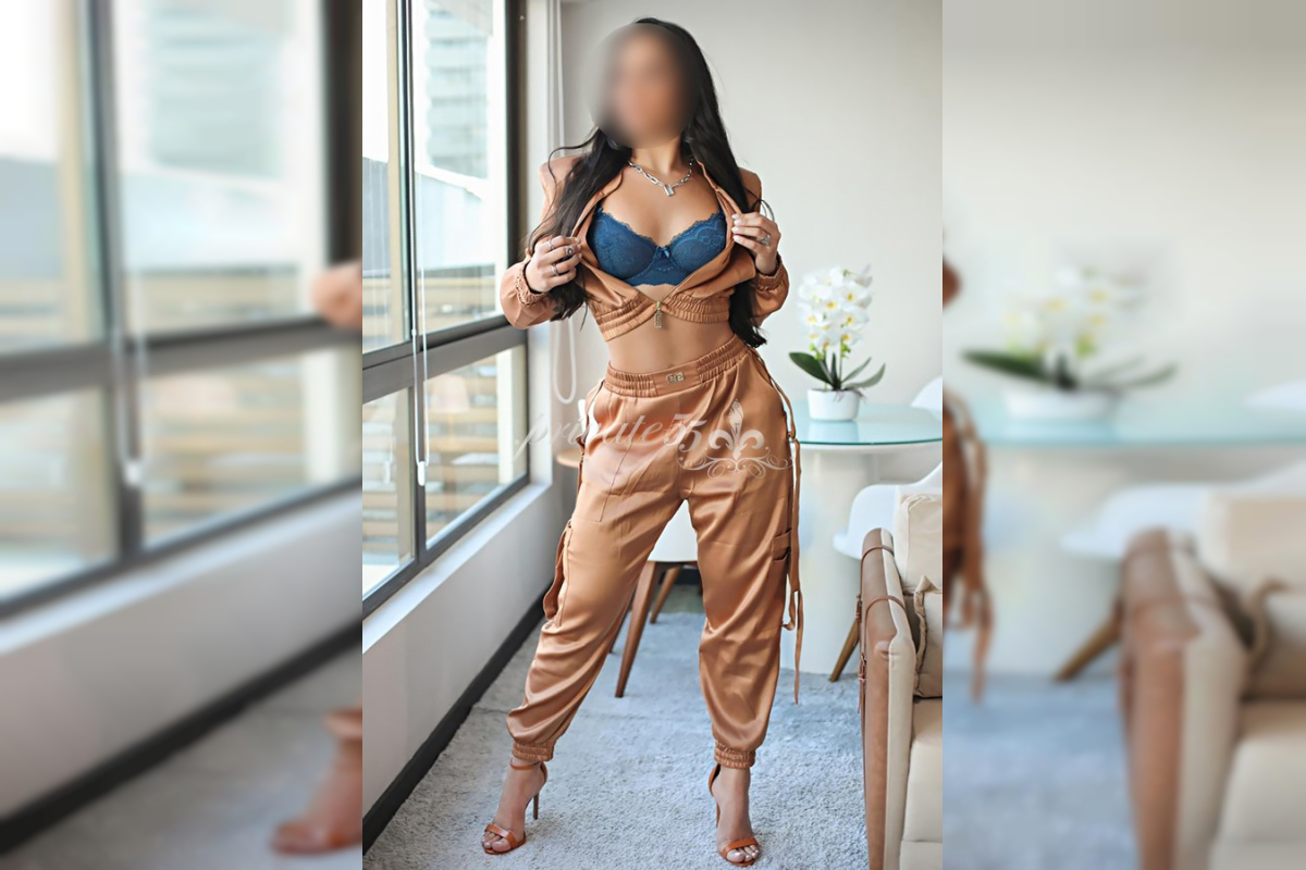 Isabella Belmont - Acompanhante de Luxo em Florianópolis