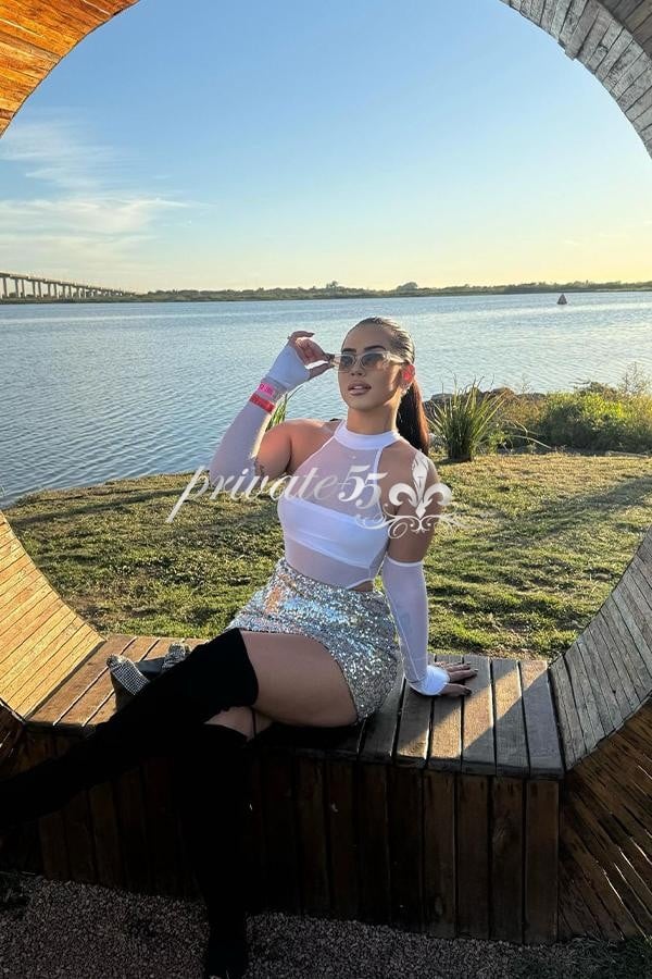 Eloha Feffer - Acompanhante em Porto Alegre