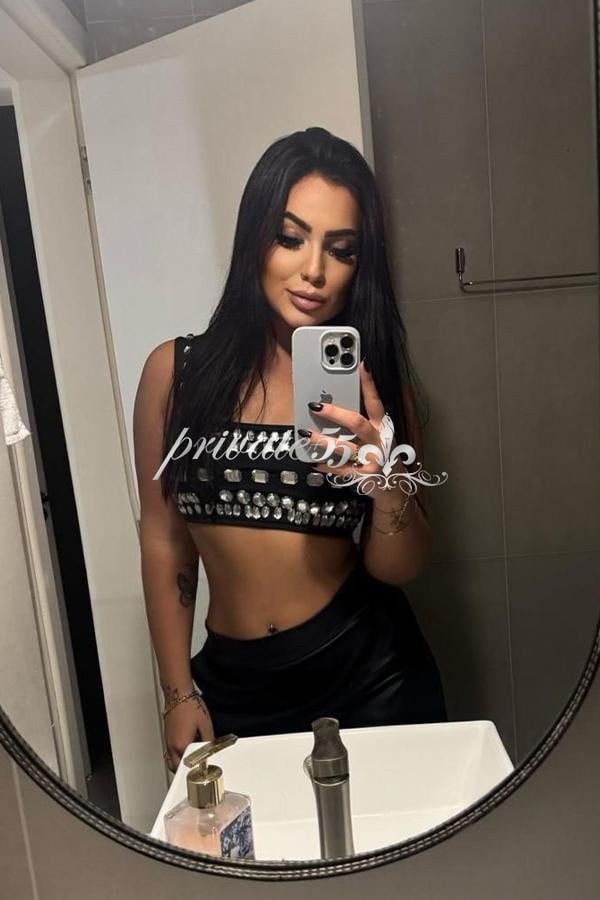 Eloha Feffer - Acompanhante de Luxo em Porto Alegre