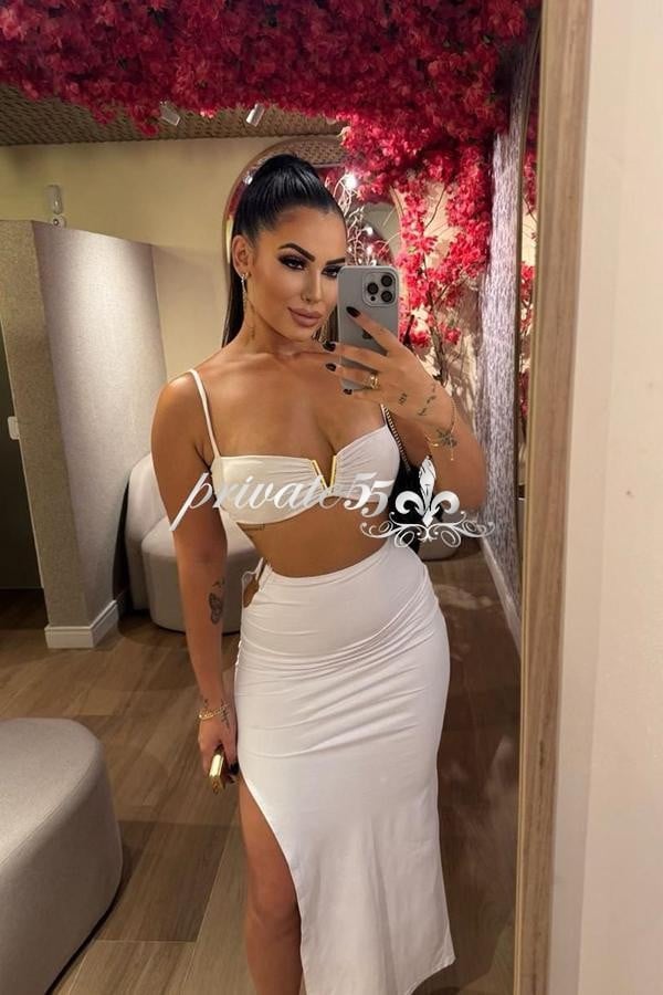 Eloha Feffer - Garota de Programa em Porto Alegre