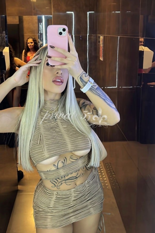 Camila Lovatelli - Acompanhante de Luxo em Rio de Janeiro