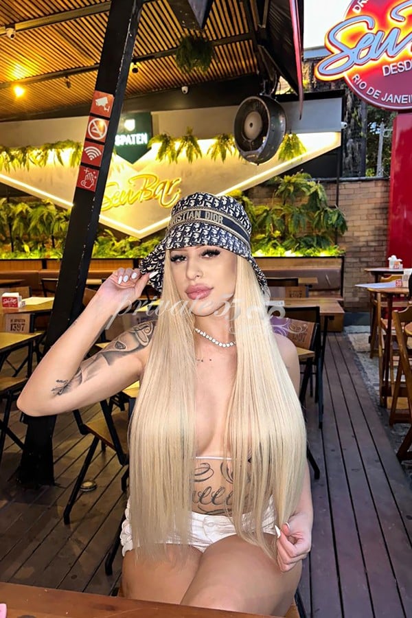 Camila Lovatelli - Acompanhante de Luxo em Rio de Janeiro