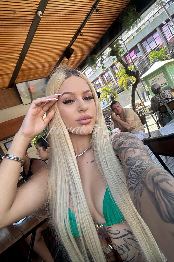 Camila Lovatelli - Acompanhante de Luxo em Balneário Camboriú