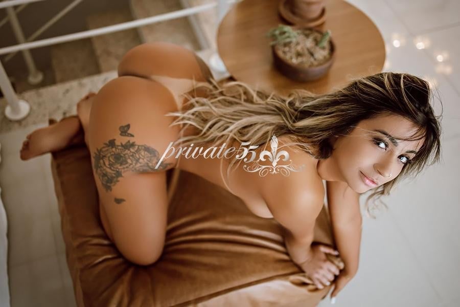 Vivian Petit - Acompanhante de Luxo em Porto Alegre