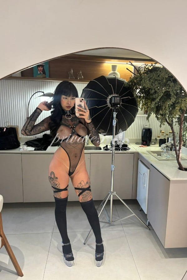 Foto 2 de Thais  Almeida