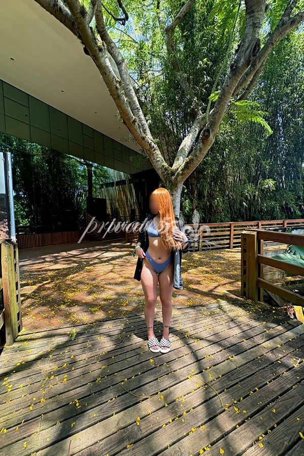 Selena Triumph - Acompanhante de Luxo em Balneário Camboriú