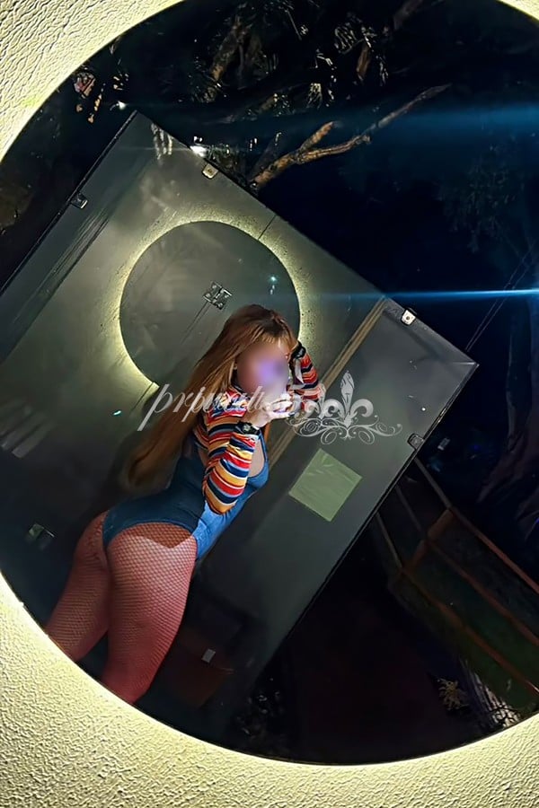 Selena Triumph - Acompanhante de Luxo em Balneário Camboriú