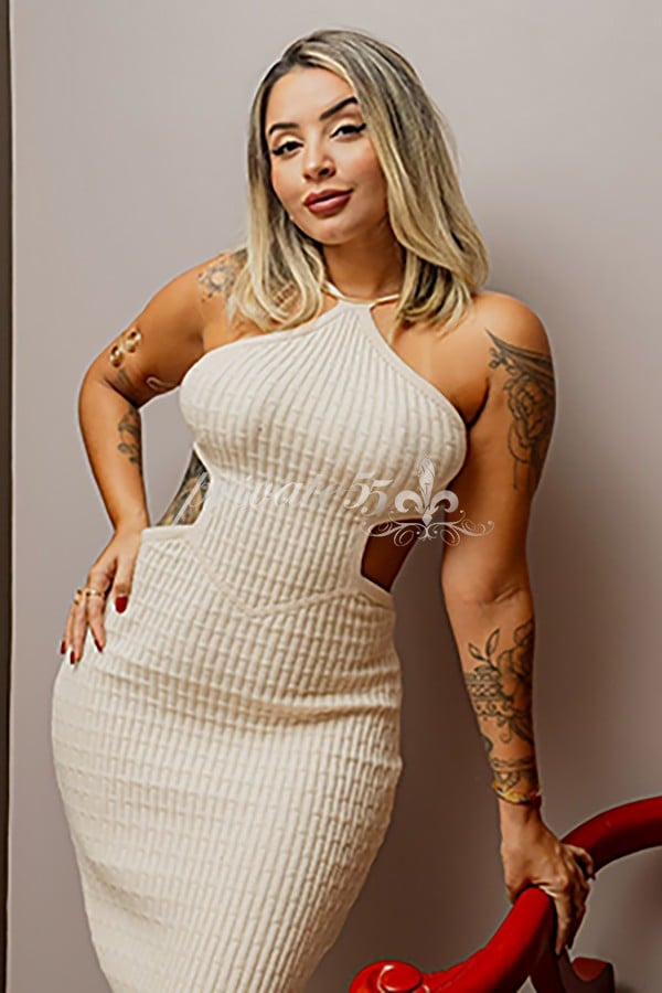 Estefany Massoterapeuta - Garota de Programa em Rio de Janeiro