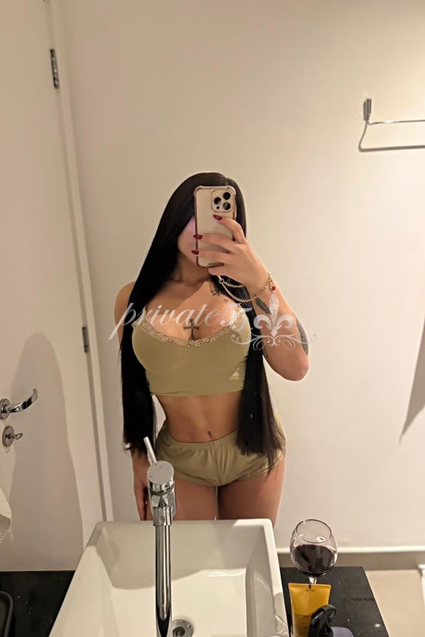 Ayla Mello - Acompanhante de Luxo em Florianópolis