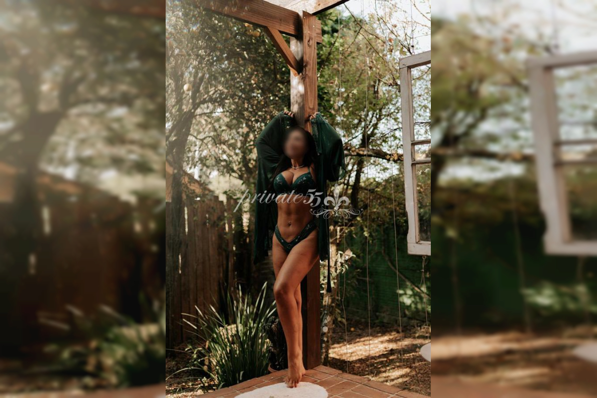 Ellen Ferrari - Acompanhante de Luxo em Balneário Camboriú