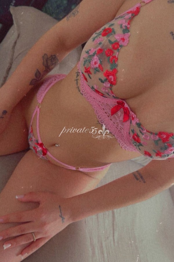 Larissa  Becker - Acompanhante de Luxo em Joinville