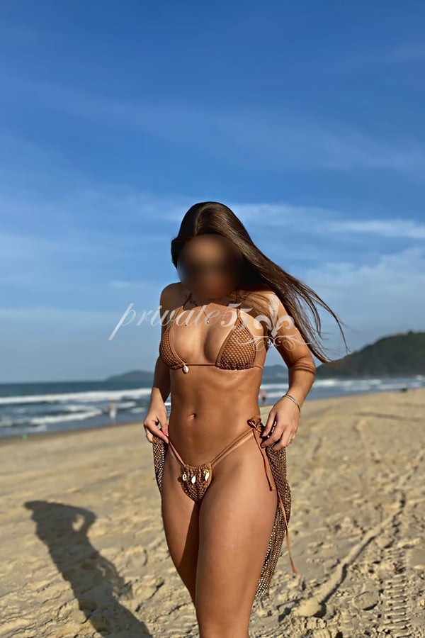 Ísis  Ferrari - Acompanhante de Luxo em Balneário Camboriú