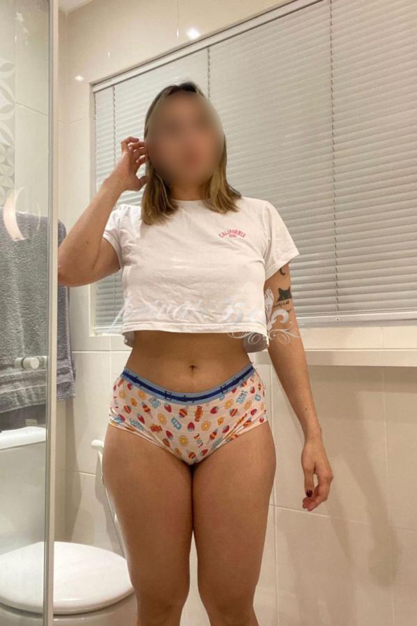 Vic Dias - Acompanhante de Luxo em Curitiba