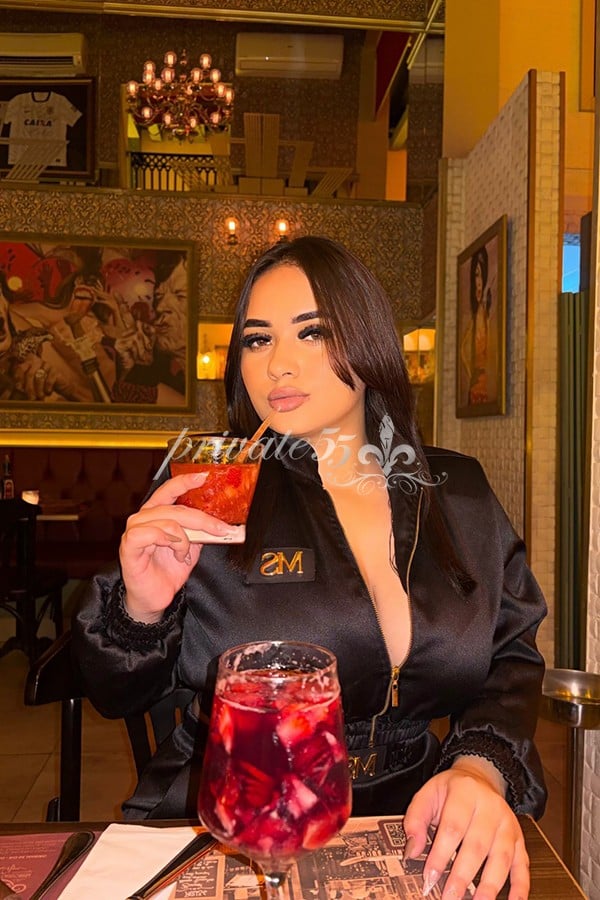 Clara Macedo - Acompanhante de Luxo em Rio de Janeiro