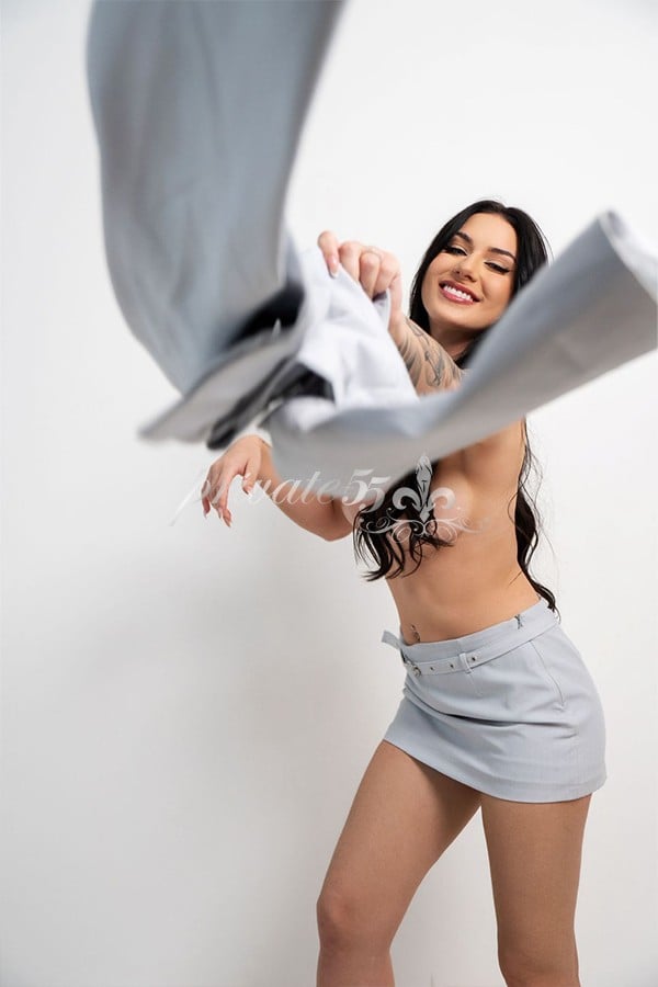 Clara Dalcol - Acompanhante em Balneário Camboriú