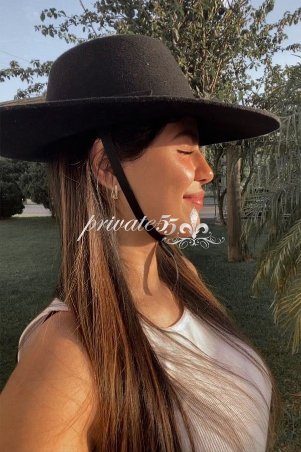 Heloisa Medeiros - Acompanhante de Luxo em Curitiba