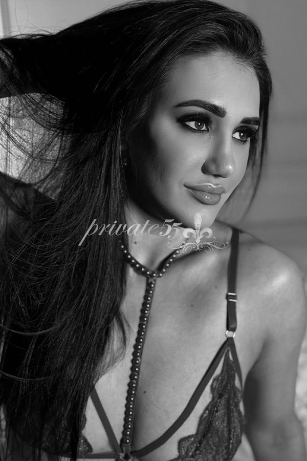 Carla Nunes - Garota de Programa em Balneário Camboriú