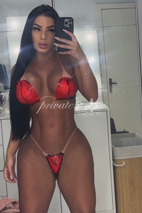 Júlia Hoffman - Acompanhante de Luxo em Rio de Janeiro