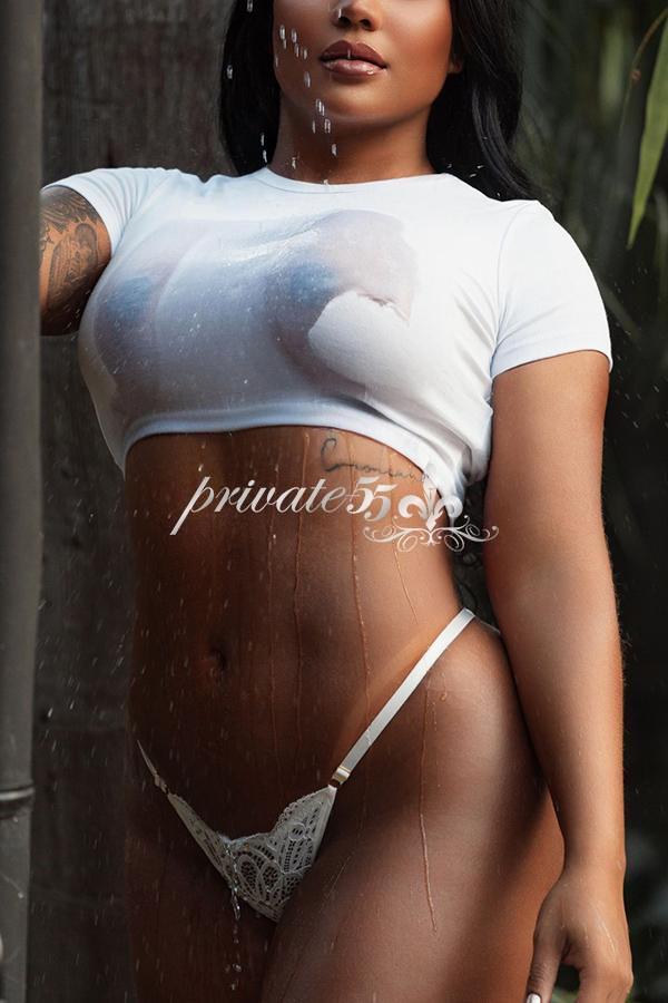 Sarah Cash - Acompanhante em Curitiba