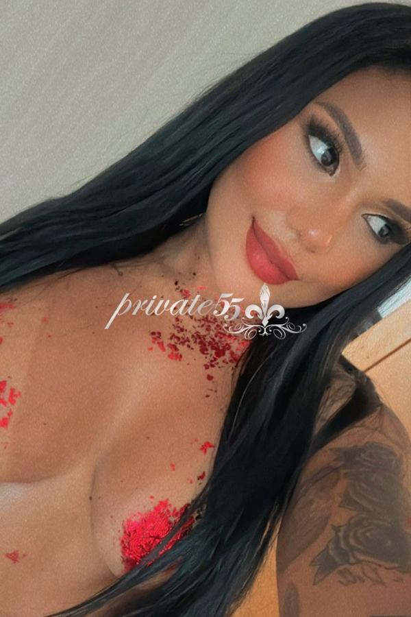 Sarah Cash - Garota de Programa em Curitiba