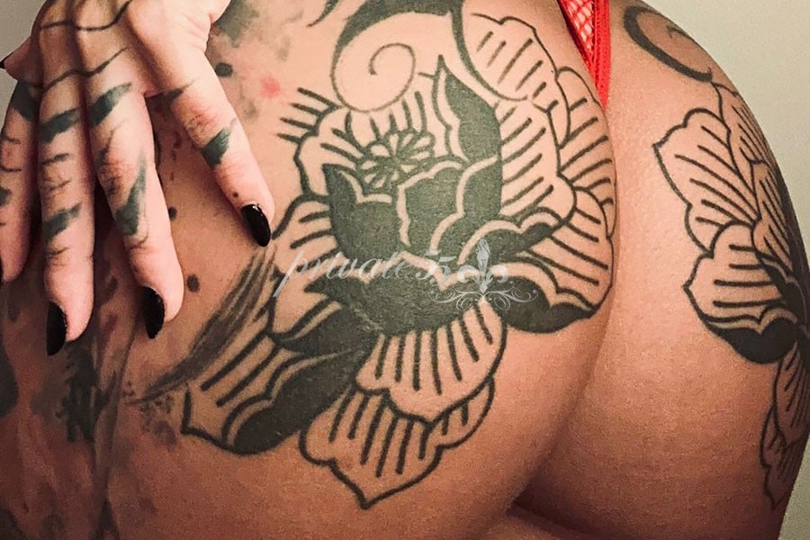Solar Monteiro - Garota de Programa em Porto Alegre